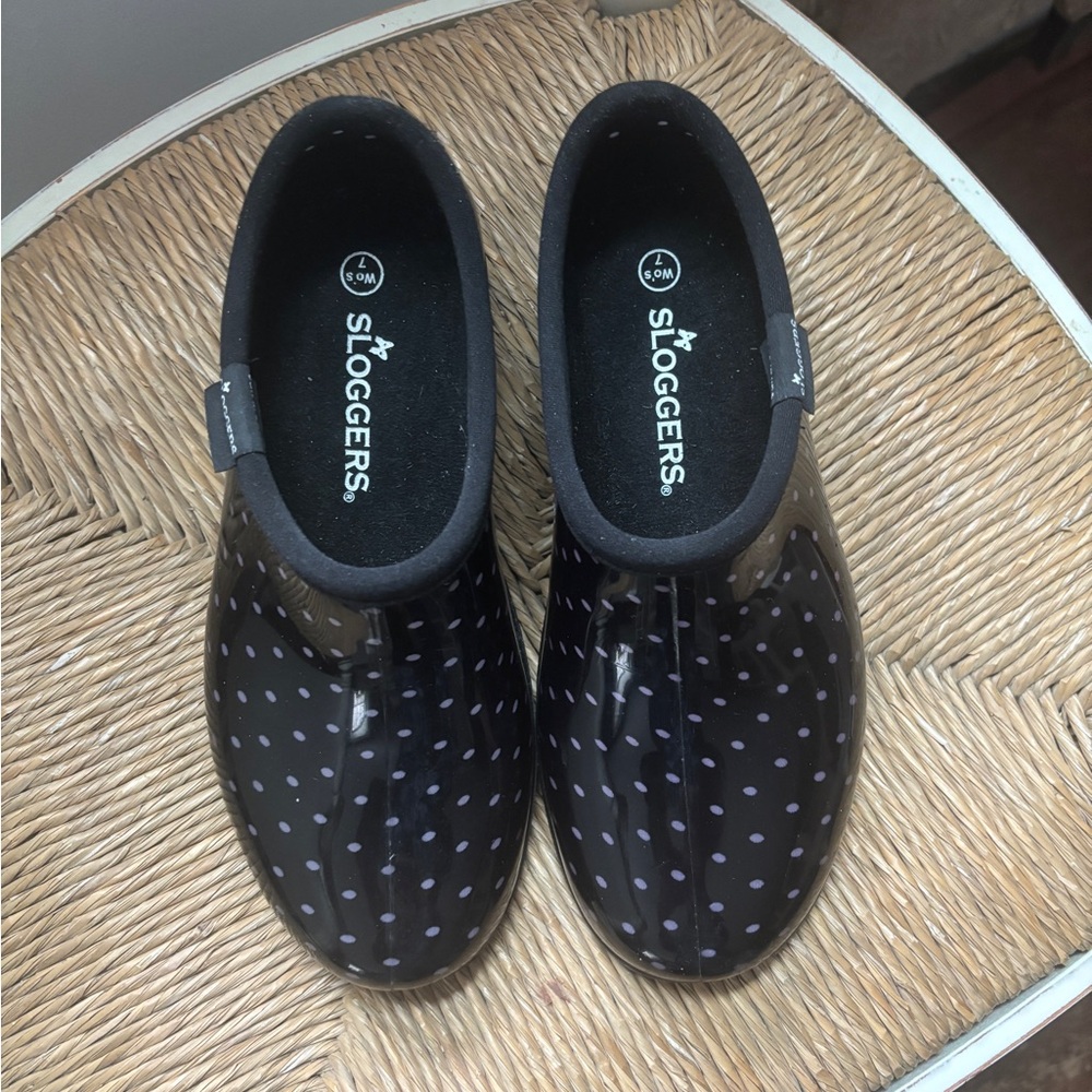 Sloggers garden, rain shoes, chicken feeding, polka dot size 7